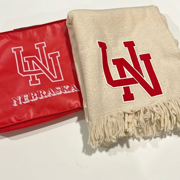 Vintage Nebraska Cornhusker - wool stadium blanket - Picture 1 of 9